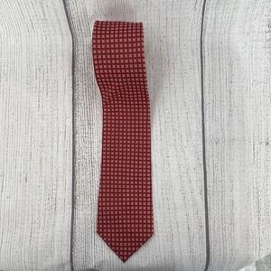 Cape Cod Tie Mens Necktie Geometric 100% Silk Red Blue White Classic Career